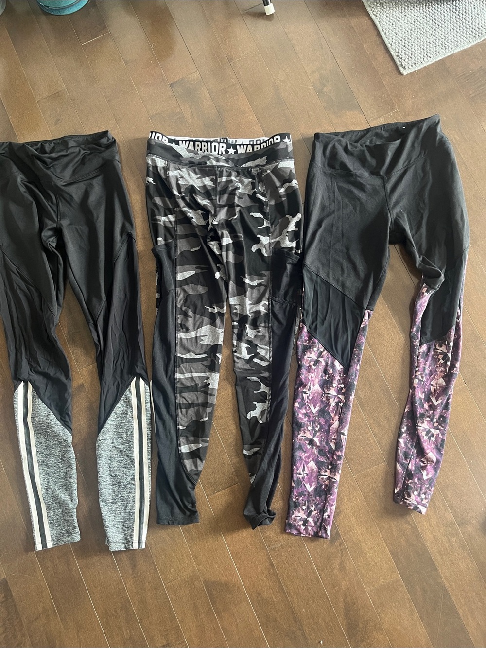 Bundle of 3 workout leggings 🏋️